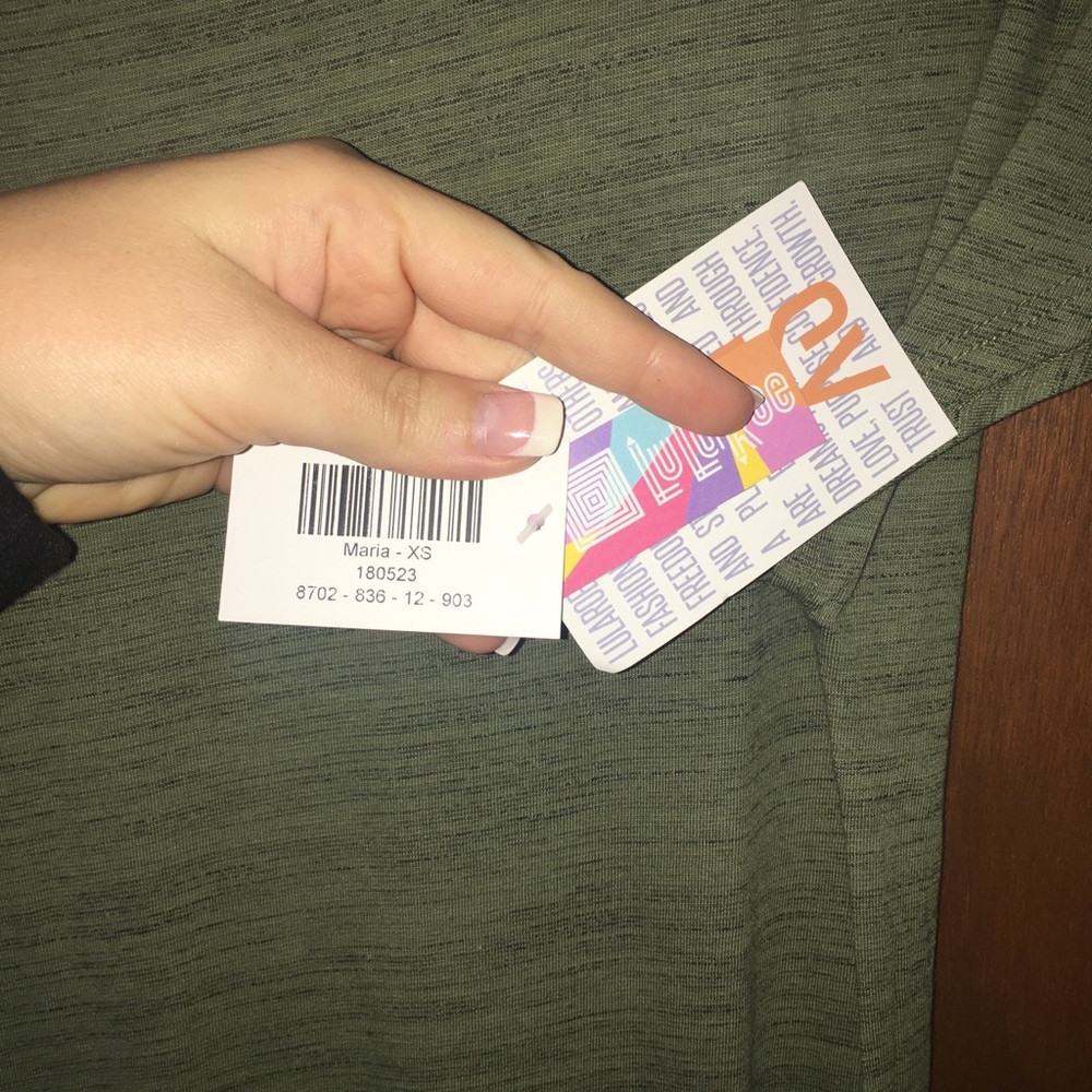 Lularoe Maria - Picture 2 of 2